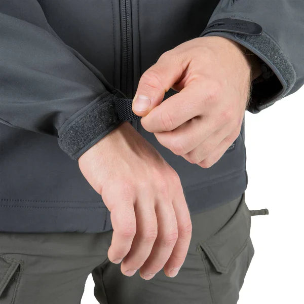 TitanGuard™ - Chaqueta Impermeable y Súper Resistente